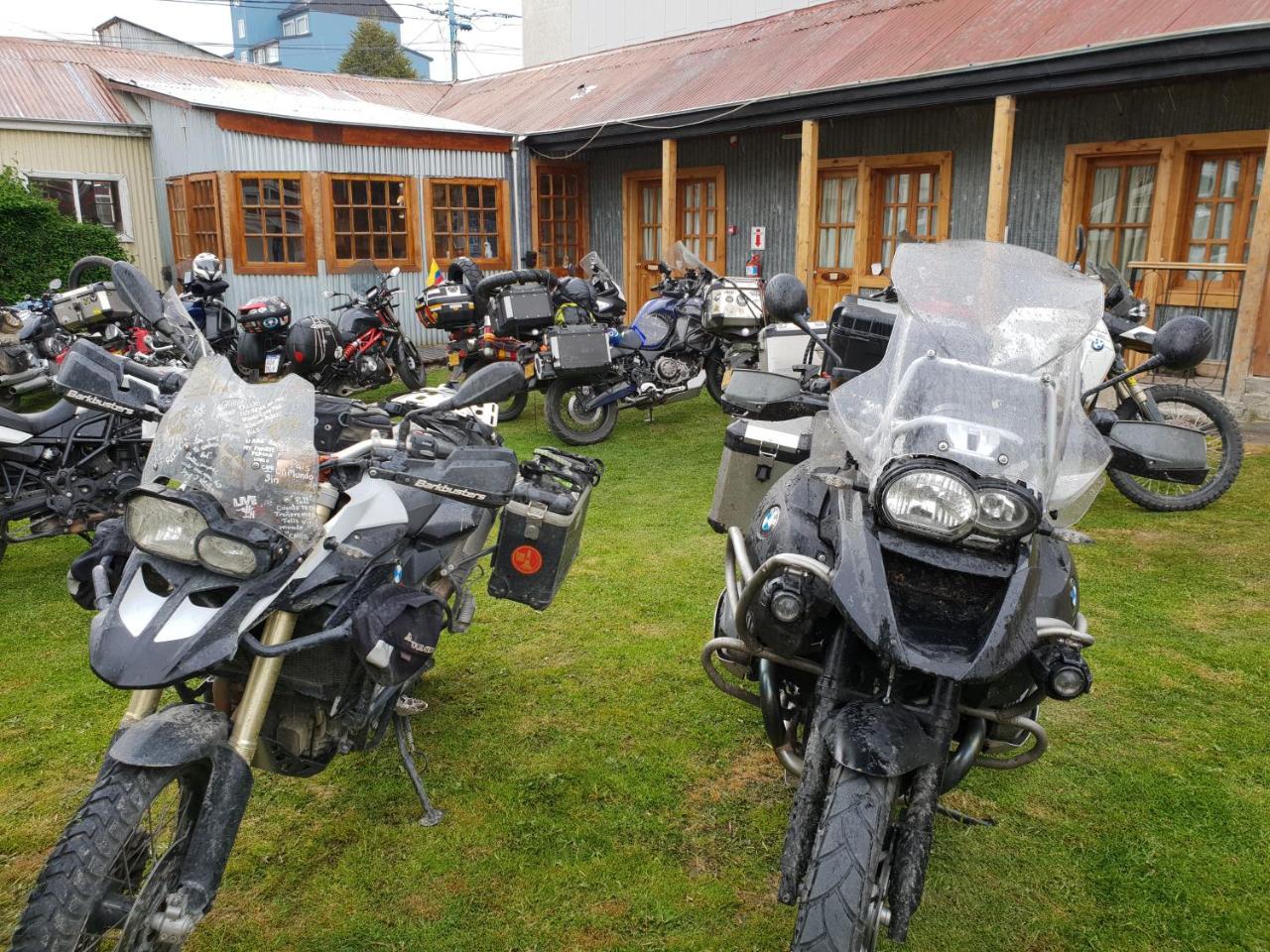 Lo De Momo Alojamiento Turistico Ostello Ushuaia Esterno foto